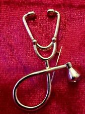 Anstecknadel Rettungsdienst, Arzt, Sanitäter, Feuerwehr,DRK, Stethoskop in Groß