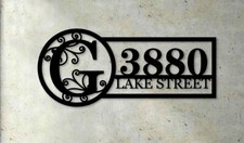 Personalisierte Hausadresse mit großem Nachnamen Buchstabe Blechschild Außendeko