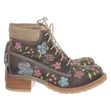 Brako, Schnürstiefel