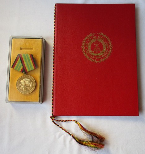 Ddr medaille nva für treue - für,