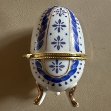 Porzellan Ei Deckeldose aus