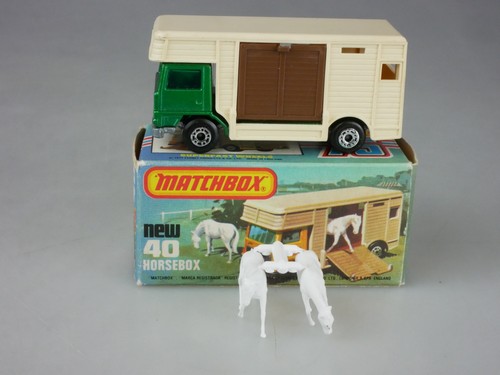 Horse box bedford 53354 - 40-b,