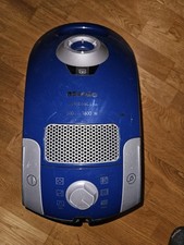 Miele Staubsauger S4210 Defekt 1600W Max DEFEKT für Bastler Siehe Bilder