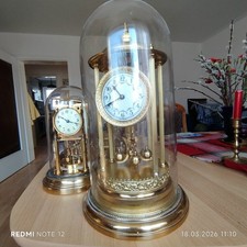 Jahresuhr KERN & LINK, Modell