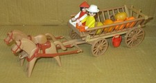 Farmer mit Kutsche / Leiterwagen...240
