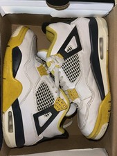 Nike Air Jordan 4 Retro Vivid