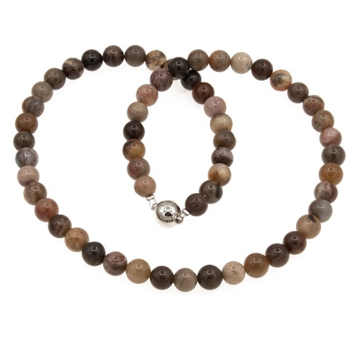 Kette mit versteinertem holz - kette,