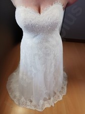 Brautkleid A-Linie weiß Gr. 44 mit Schleppe inkl. Unterrock/Reifrock