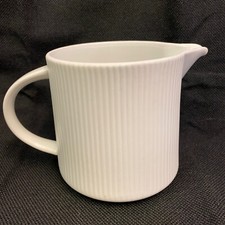 VINTAG, Milchkocher Kanne aus weißem Porzellan Milchkanne 12 cm hoch TOP ZUSTAND