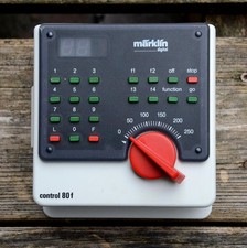 märklin digital control 80f Funktions Fahrgerät bis 80 Lokomotiven Module anstec