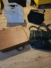 Konvolut Verschiedene Handtaschen/Tragetaschen 4 Stück 