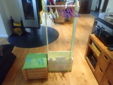 Schöne Kinder Garderobe mit Mützen Schal Box + Rollcontainer für Handschuhe Holz