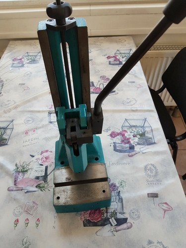 Kniehebelpresse kn gechter - 7,5,