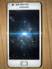 weißes Samsung-Handy - Ersatz-Teil