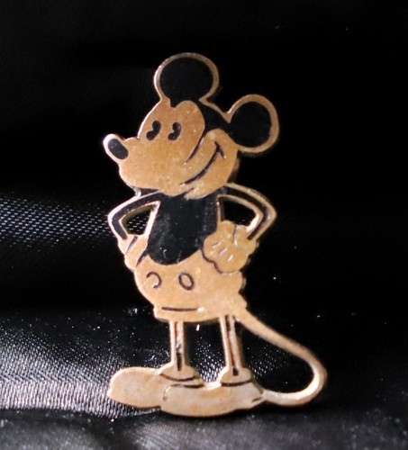 Mickey mouse pin 1930s vintage - mickey,
