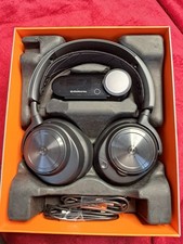 Arctis Nova Pro Wireless for PS4 PS5 & PC Controller Black