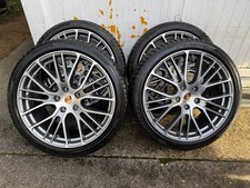 Original Porsche Panamera 971