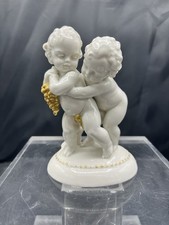 Katzhütte Porzellan Figur