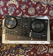 Numark Mixtrack Platinum