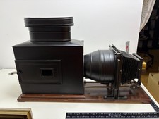 Großer antiker Projektor mit