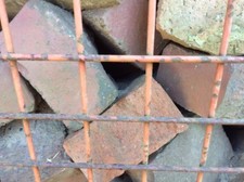 Hist. Klinkerpflaster, halbe Steine, Beetumrandung