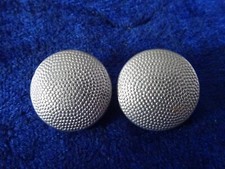 A24-09) 2 x Uniform Knopf