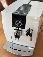 JURA Impressa J5 1450W Kaffeevollautomat - Pianowhite