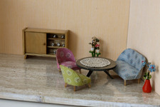 Kleines Puppenmöbel