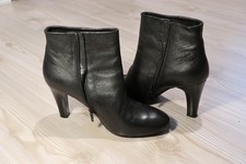 High Heel Stiefeletten Hallhuber 40 Schwarz Leder getragen