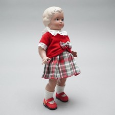 Schildkröt Puppe Klassik Ursel 24 um 1980 roter Pulli + karierter Rock 1.29AIO