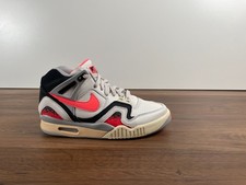 Nike Air Tech Challenge II QS