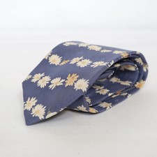 Edsor Kronen, Krawatte