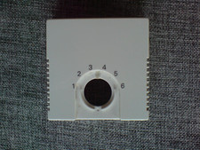 Busch-Jaeger 1794-884 Zentralplatte Raumtemperaturregler 1794-884 alpinweiß