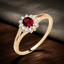 18kt Gold Rubin Cluster Ring