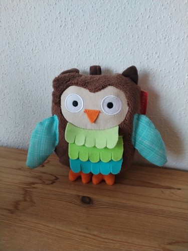 Kinder rassel eule skip - eule, hop