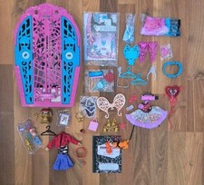 Monster High Zubehör (Catty Noir, Cupid, Jinafire Long, Toralei)