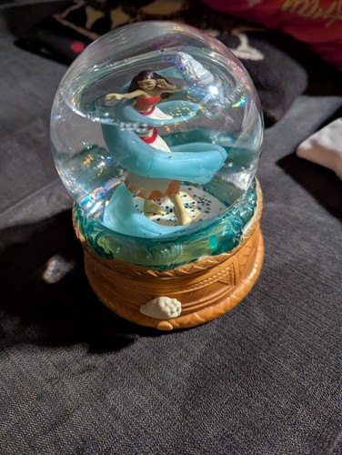 Disney vaiana schneekugel - disney,