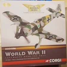 Corgi 1/72 FW-190-4 Yellow 2