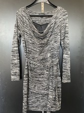 AMISU Damen Feinstrick Kleid (