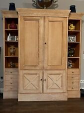 Fernseherschrank