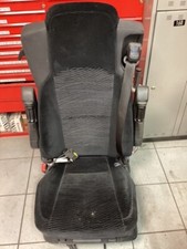 LKW Fahrersitz MP5 mit Luftfederung - Mercedes Actros 