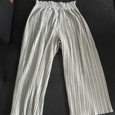 SHEIN weite Plissee Hose