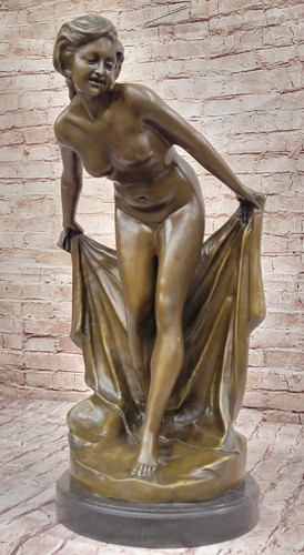 Nude mädchen frau nimmt - mädchen,