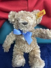 Kleiner Teddybär Von Steiff