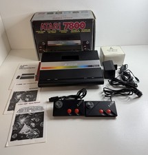 ATARI 7800 KONSOLE in OVP mit