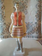 Hollohaza Porzellan Figur Frau