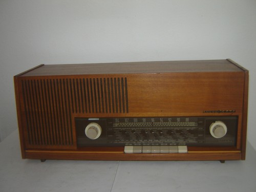 Loewe opta wisby röhrenradio - loewe,