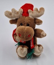 Coca Cola Rentier Elch mit Mütze und Beutel Stofftier Kuscheltier ca. 13cm 