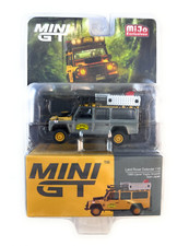 chase! Land Rover Defender 110