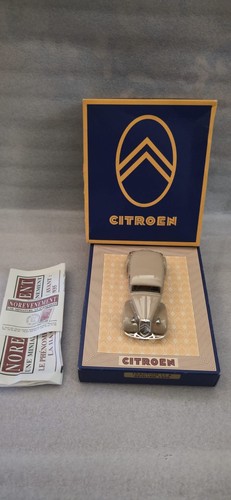 Norev citroen traction 11 - 1/43,